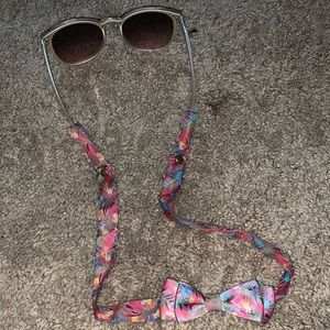 Sunglasses strap without sunglasses